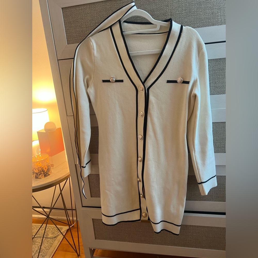 Knit Button Mini Dress w/ Belt